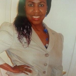 Meet your Posher, Janet